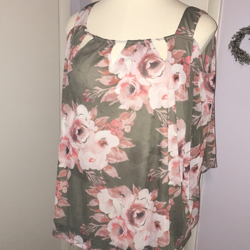 Dusty olive floral cold shoulder 26/28 P